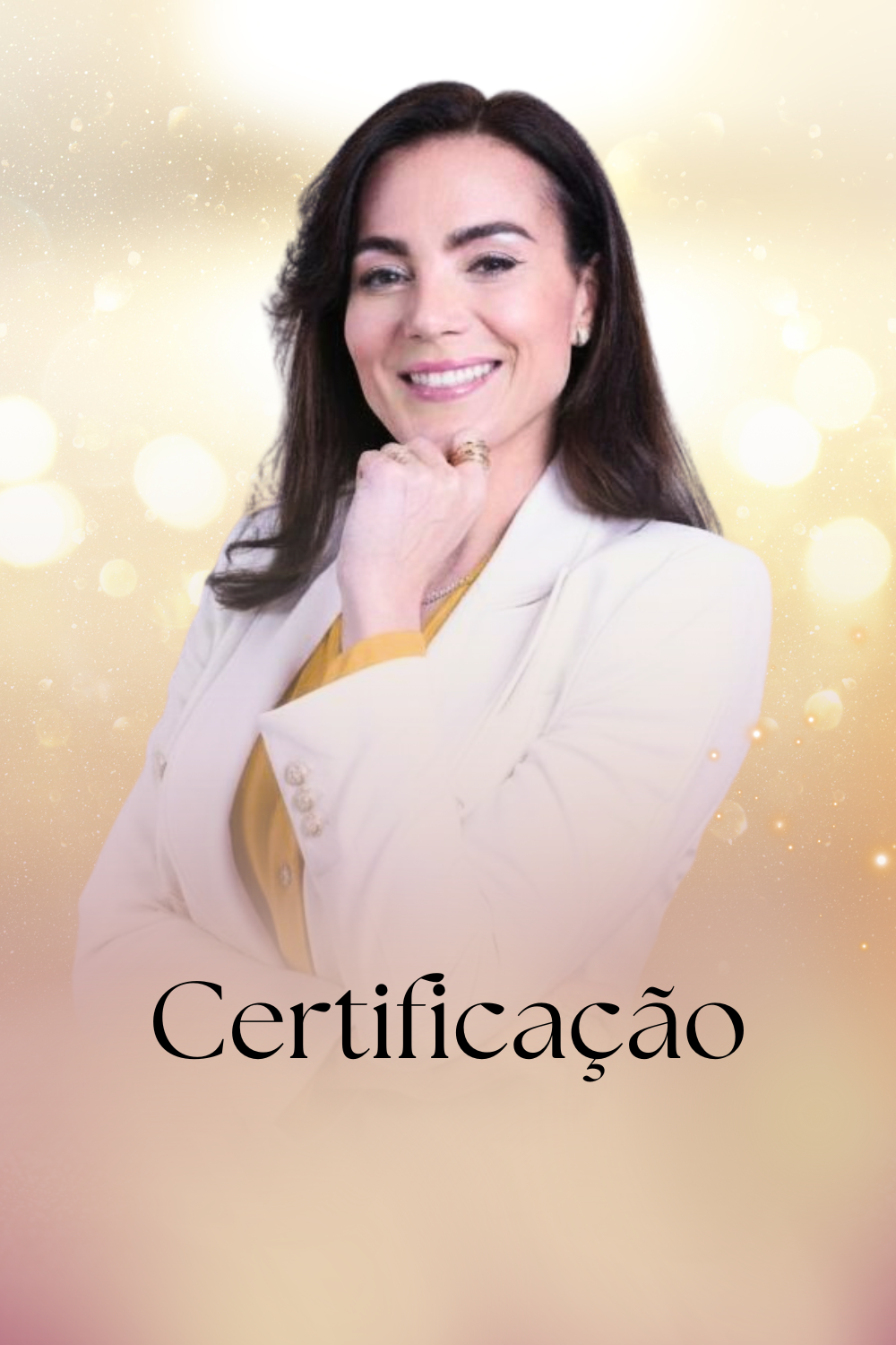 Loris sorrindo com a mão sob o queixo